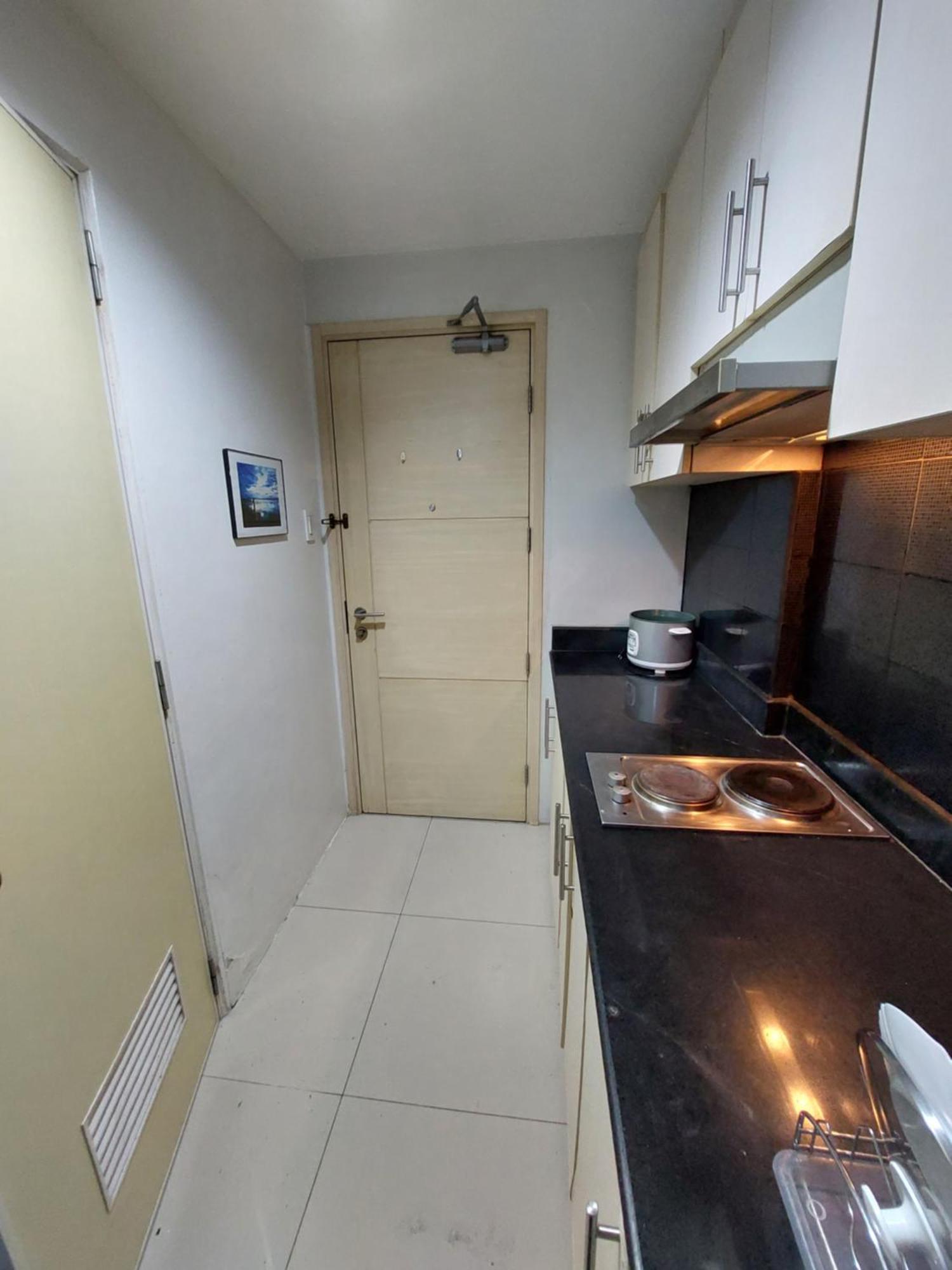Sea Residences Sm Mall Of Entertainment District Apartment